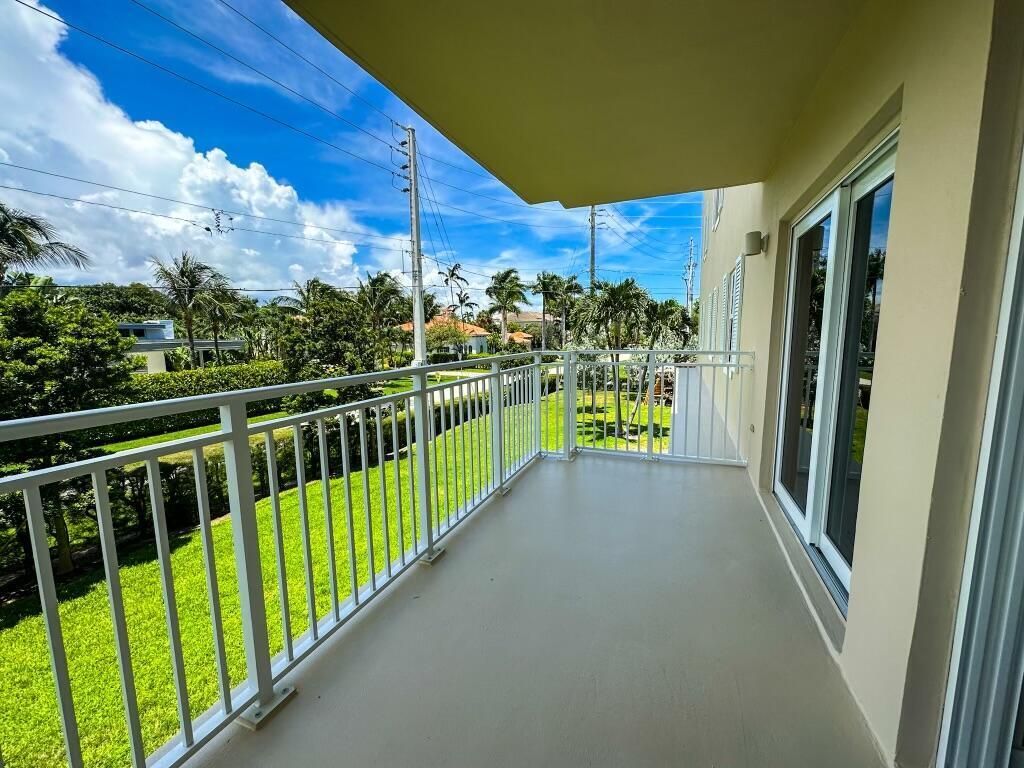 950 De Soto Road, Unit 2b, Boca Raton, FL 33432 Photo