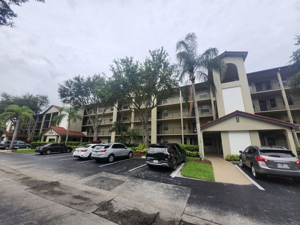1100 SW 128th Terrace SW, Unit 209 U, Pembroke Pines, FL 33027