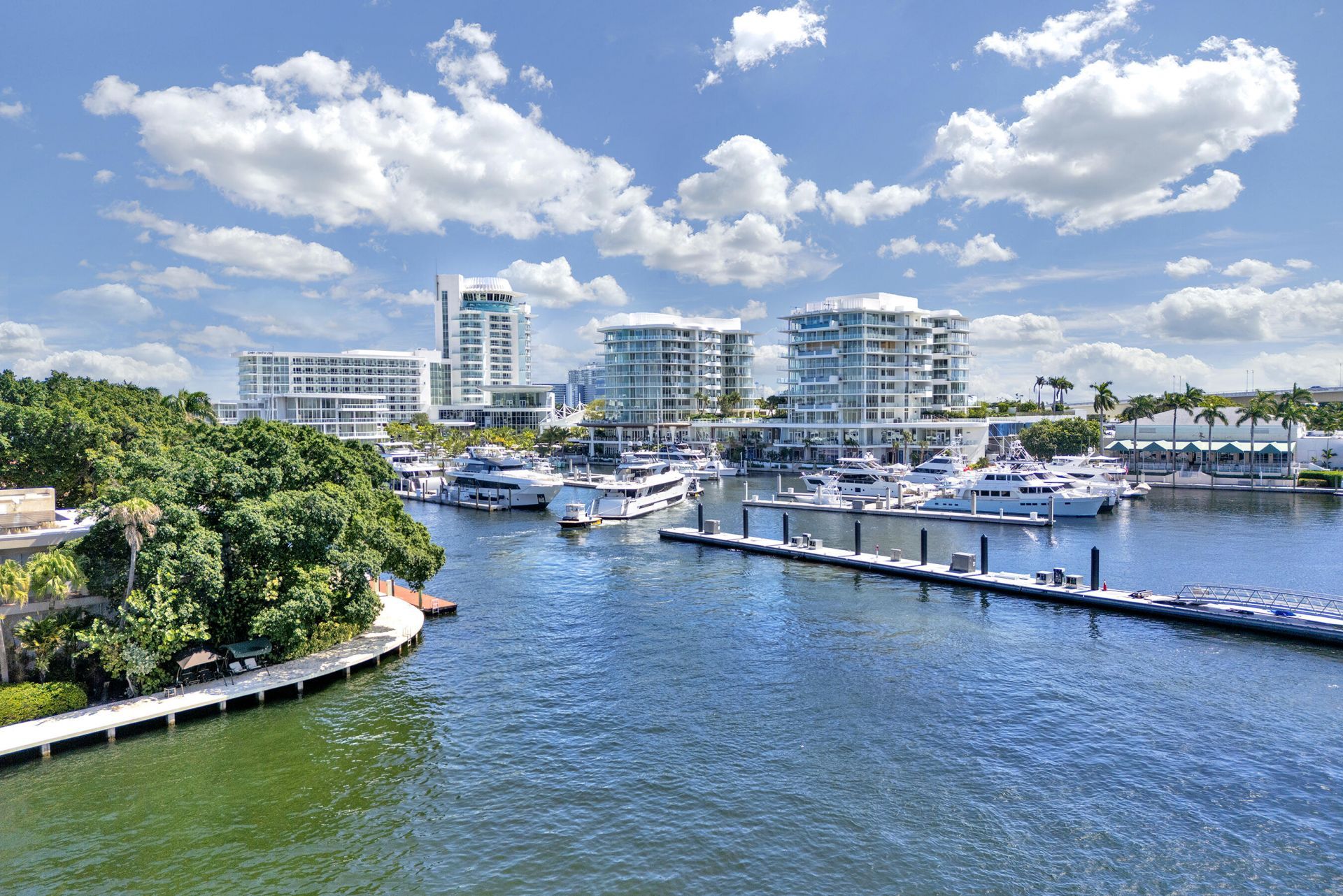 2321 SE 17th Street, Unit 401, Fort Lauderdale, FL 33316 Photo