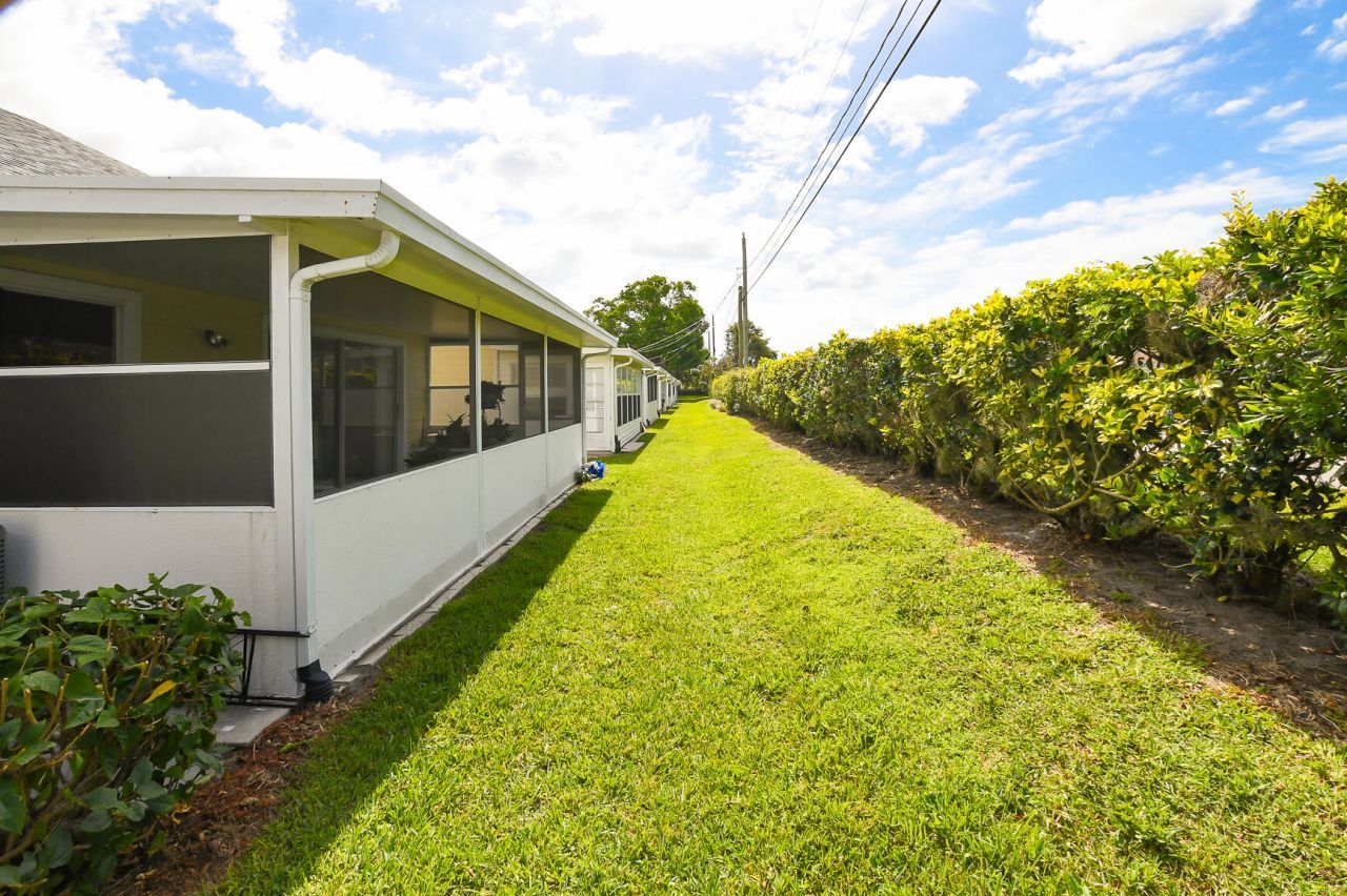 2640 SE Tropical East Circle, Port Saint Lucie, FL 34952 Photo