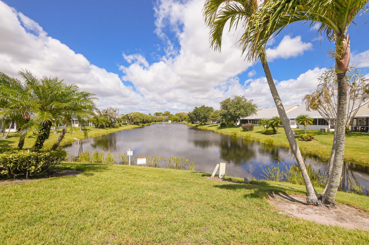 2640 SE Tropical E Circle, Port Saint Lucie, FL 34952 Photo