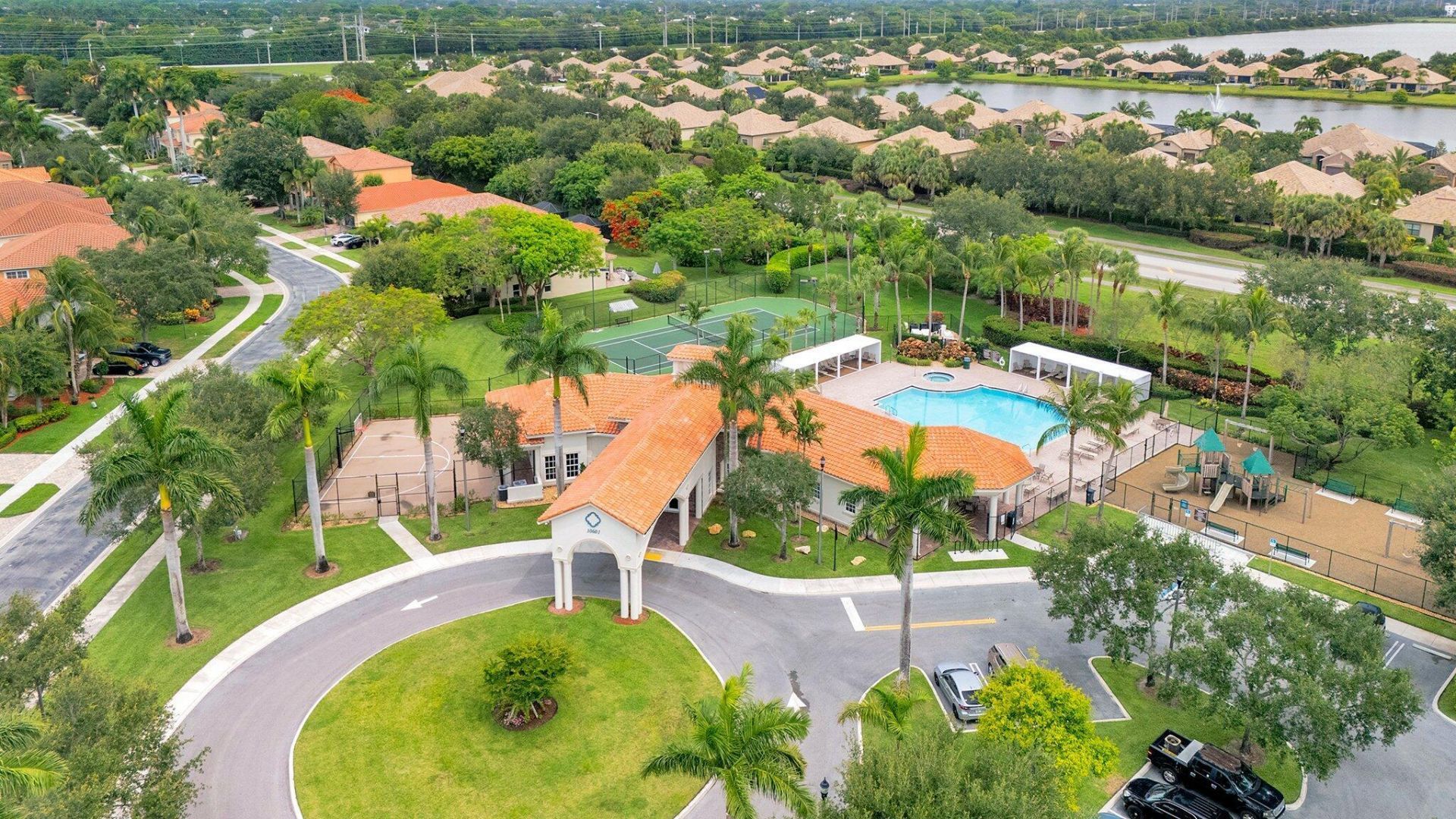 10641 Willow Oak Court, Wellington, FL 33414 Photo