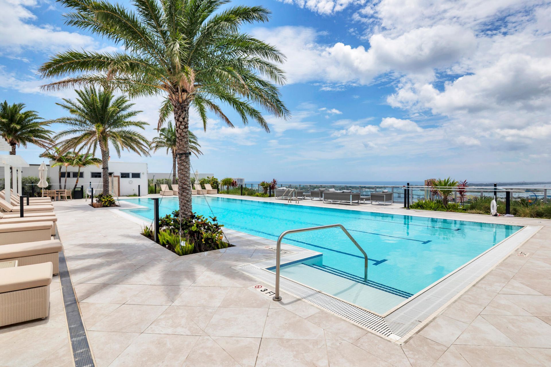 220 Lake Shore Drive, Unit 1813, Lake Park, FL 33403 Photo