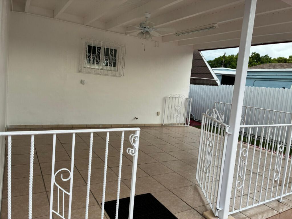 2828 SW 2nd Street, Miami, FL 33135 Photo
