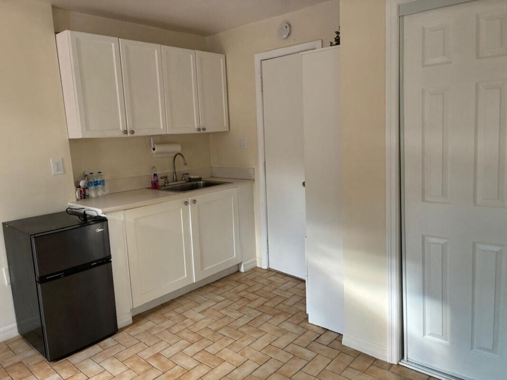 2828 SW 2nd Street, Miami, FL 33135 Photo