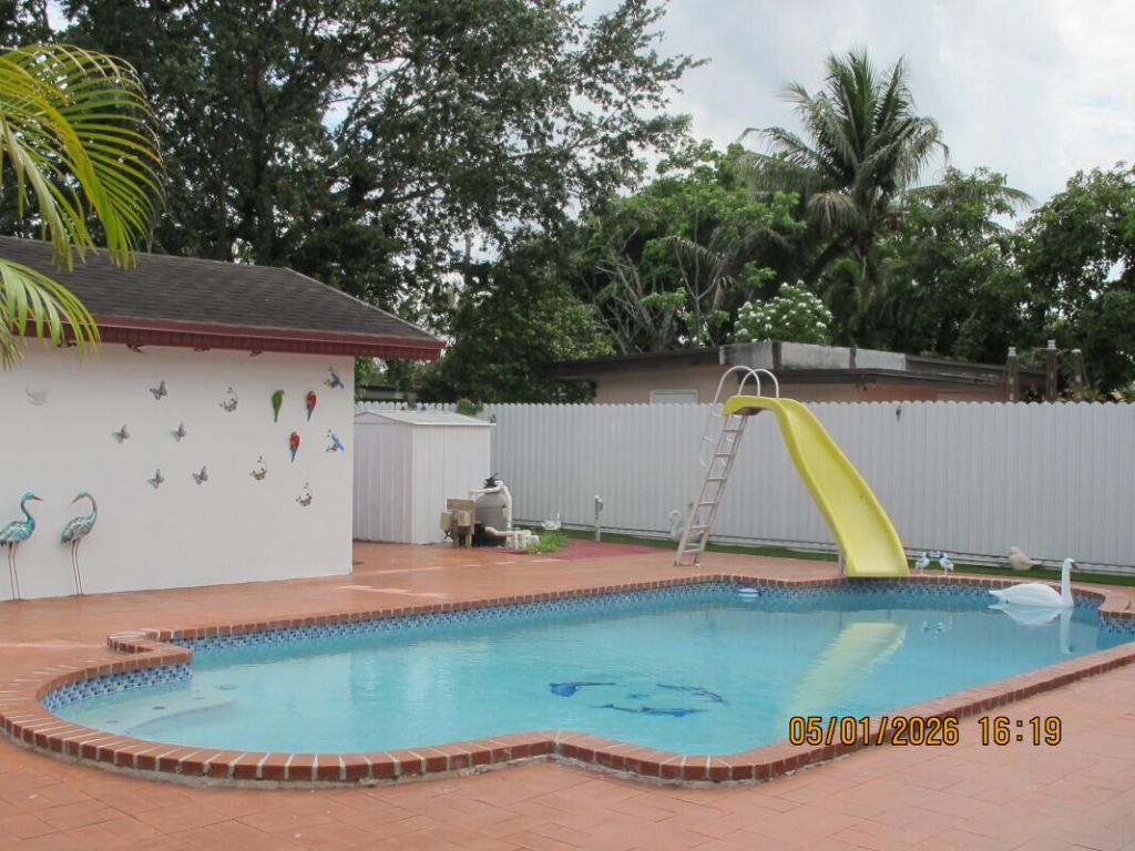 2828 SW 2nd Street, Miami, FL 33135 Photo