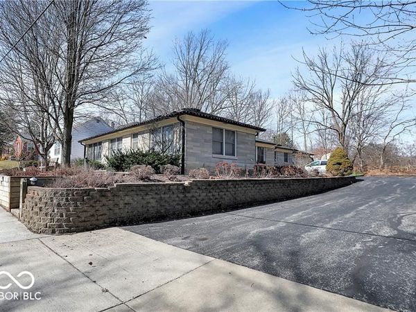 760 W Pine Street, Zionsville, IN 46077
