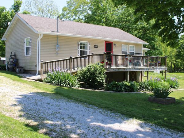 13517 N County Road 275 W, Roachdale, IN 46172