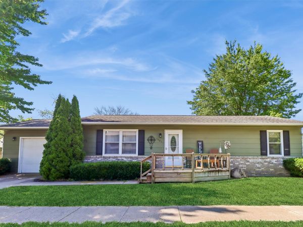 1501 N 9th Avenue Place E, Newton, IA 50208