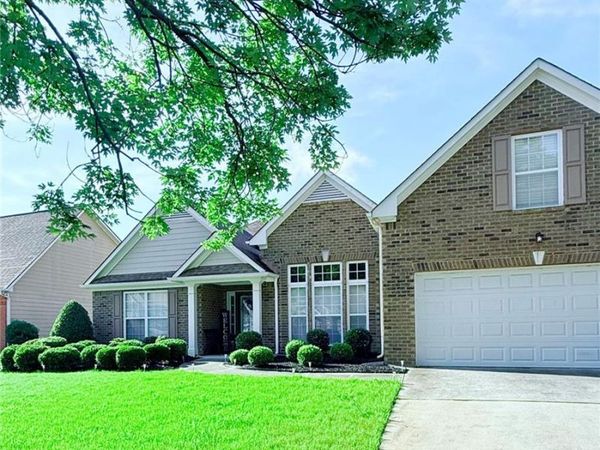 319 Wildwood Point , Atlanta, GA 30349