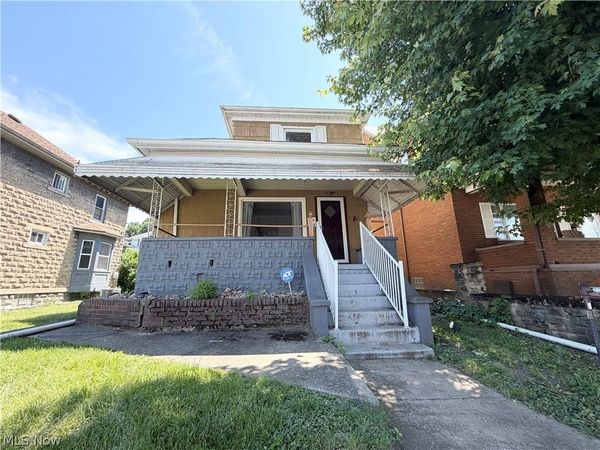 942 Virginia Avenue, Follansbee, WV 26037