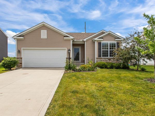 727 Lorenzo Drive, Marysville, OH 43040
