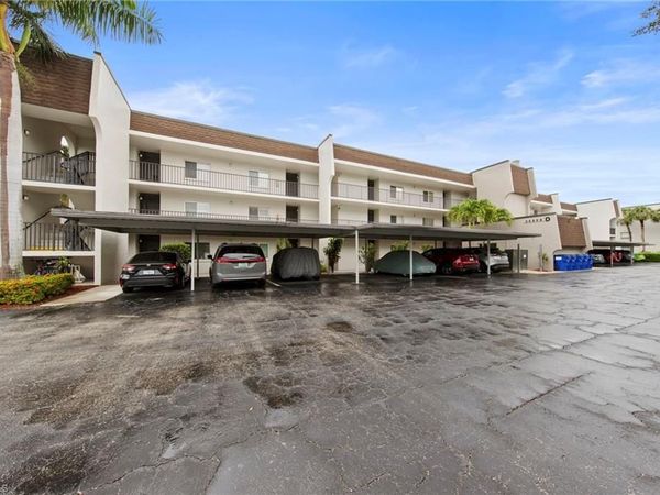 25808 Cockleshell DR, Unit 114, BONITA SPRINGS, FL 34135