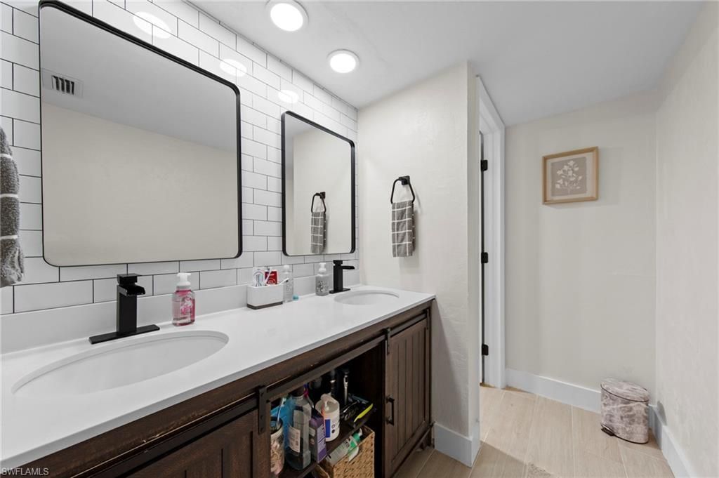 25808 Cockleshell Dr, Unit 114, Bonita Springs, FL 34135 Photo