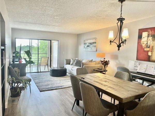 9235 SW 8th Street, Unit 507, Boca Raton, FL 33428