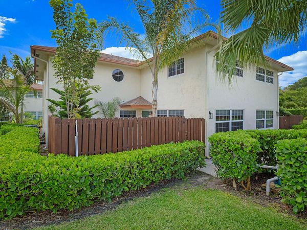 717 S Us Highway One, Unit  #1016, Jupiter, FL 33477