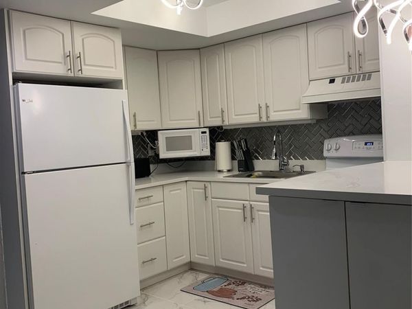 1110 N Riverside Drive, Unit 25, Pompano Beach, FL 33062