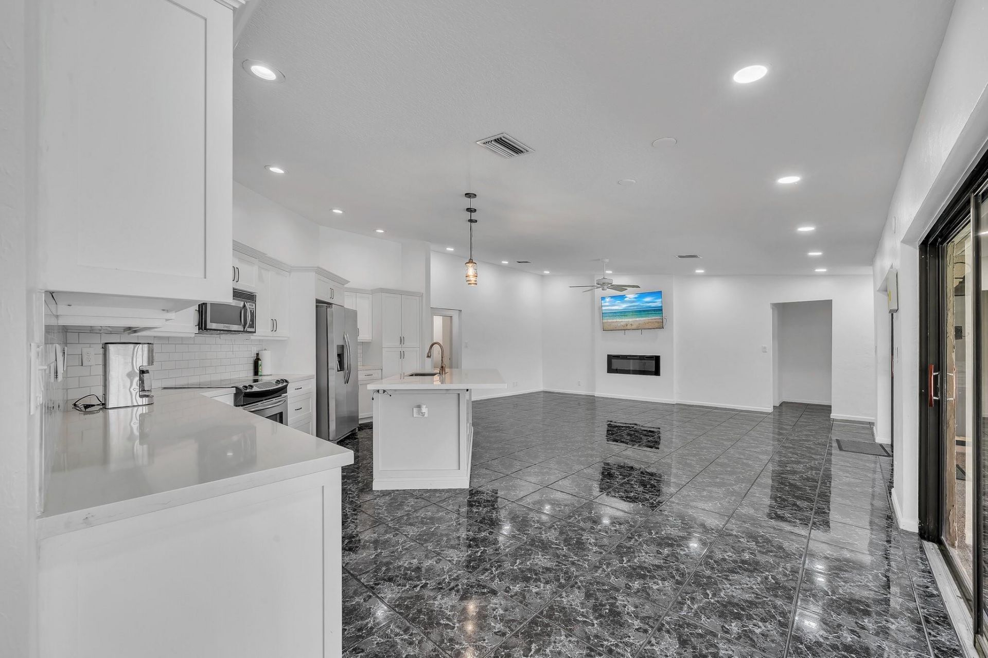 303 NW 105th Terrace, Coral Springs, FL 33071 Photo
