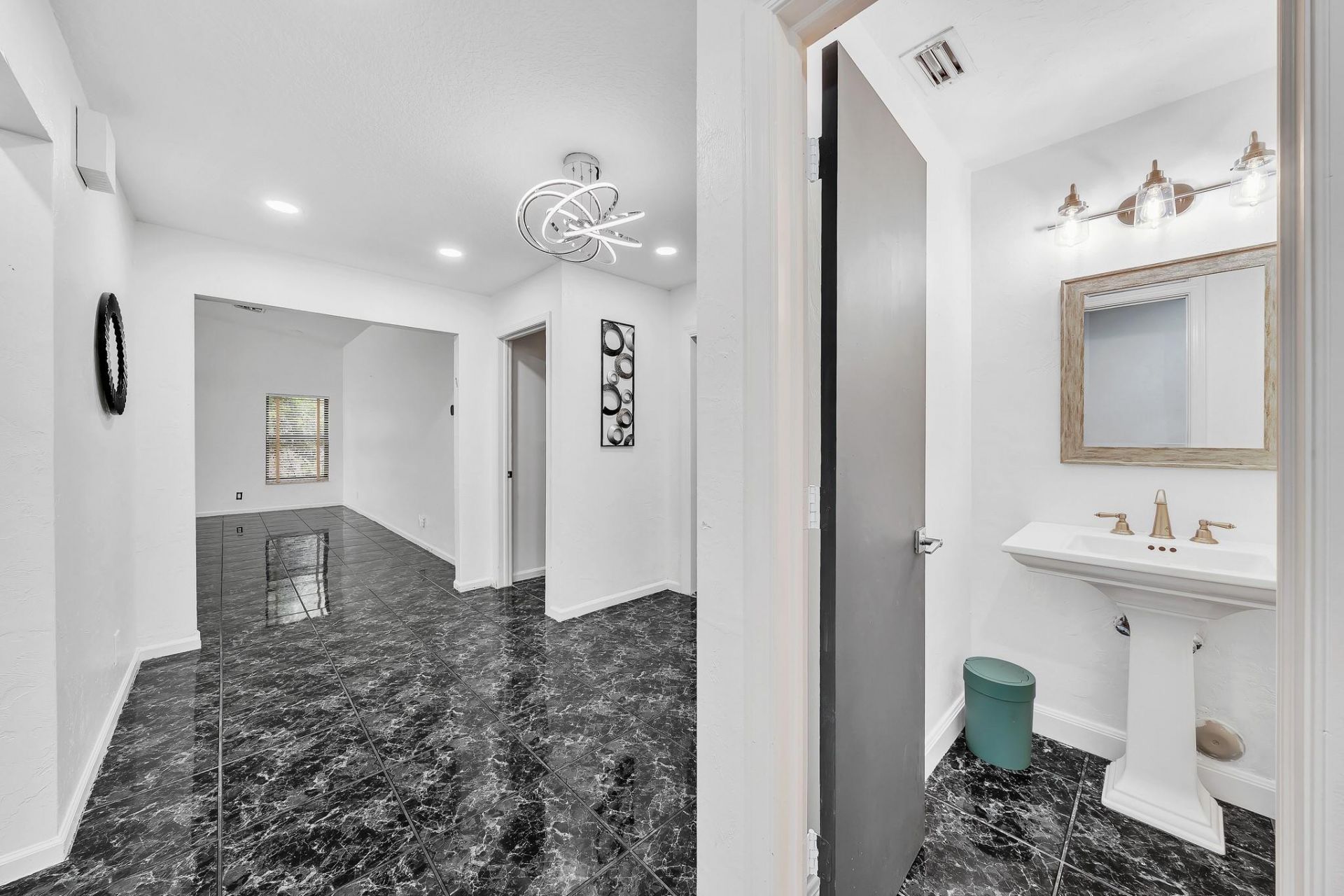 303 NW 105th Terrace, Coral Springs, FL 33071 Photo