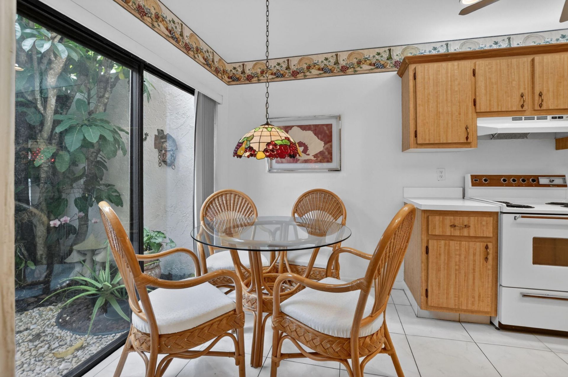 8045 Eastlake Drive, Unit E, Boca Raton, FL 33433 Photo