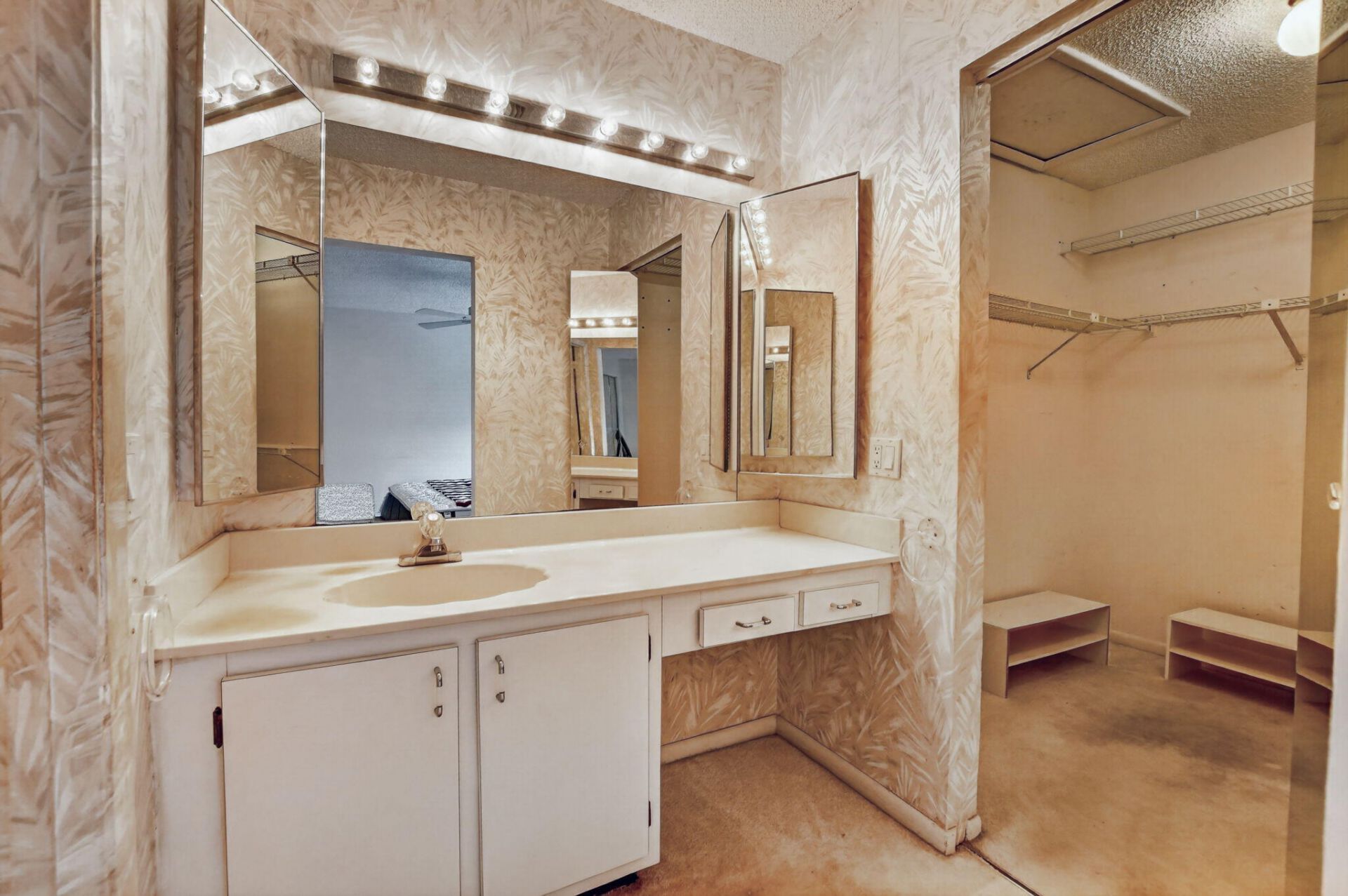 8045 Eastlake Drive, Unit E, Boca Raton, FL 33433 Photo