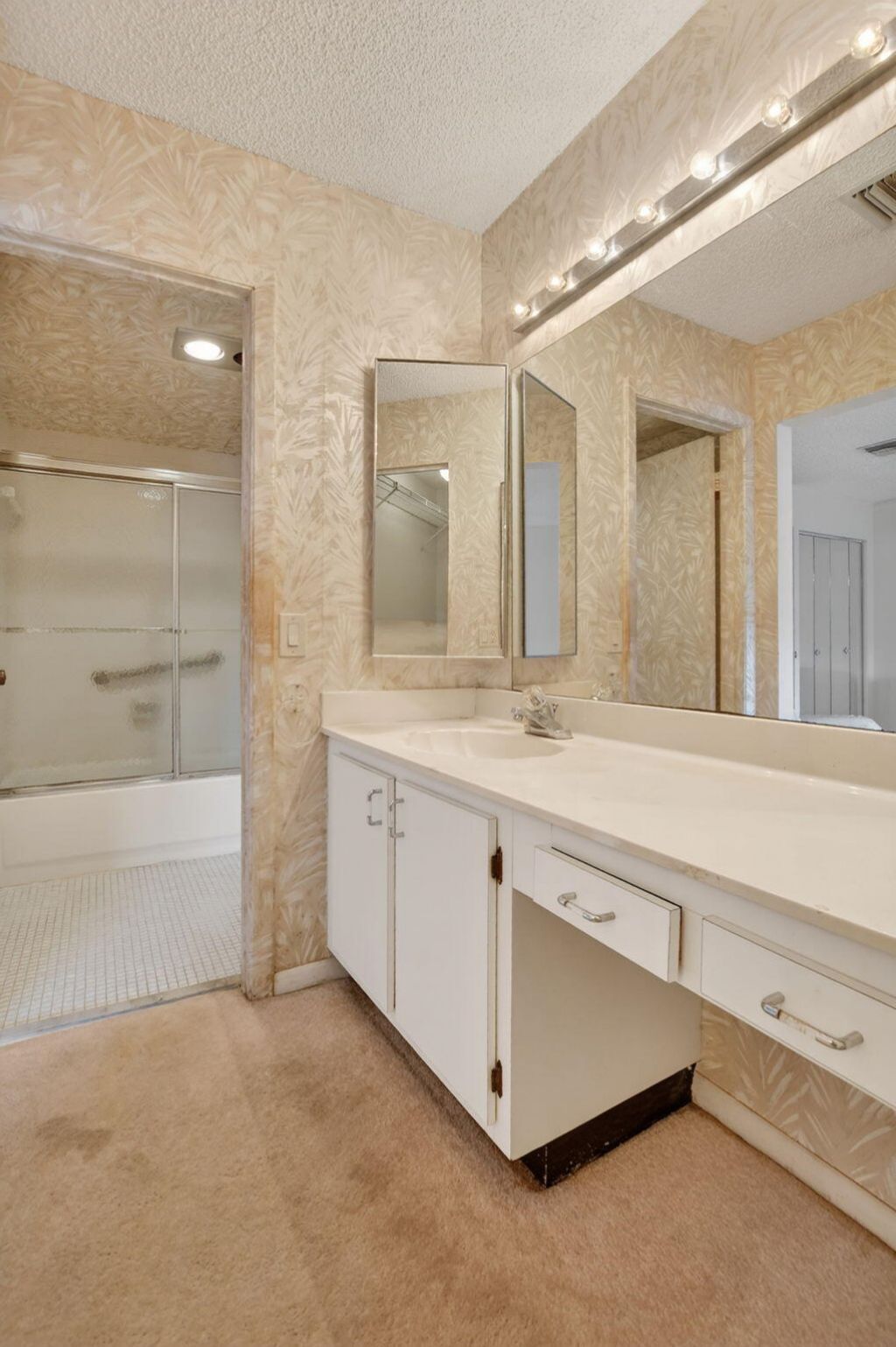 8045 Eastlake Drive, Unit E, Boca Raton, FL 33433 Photo