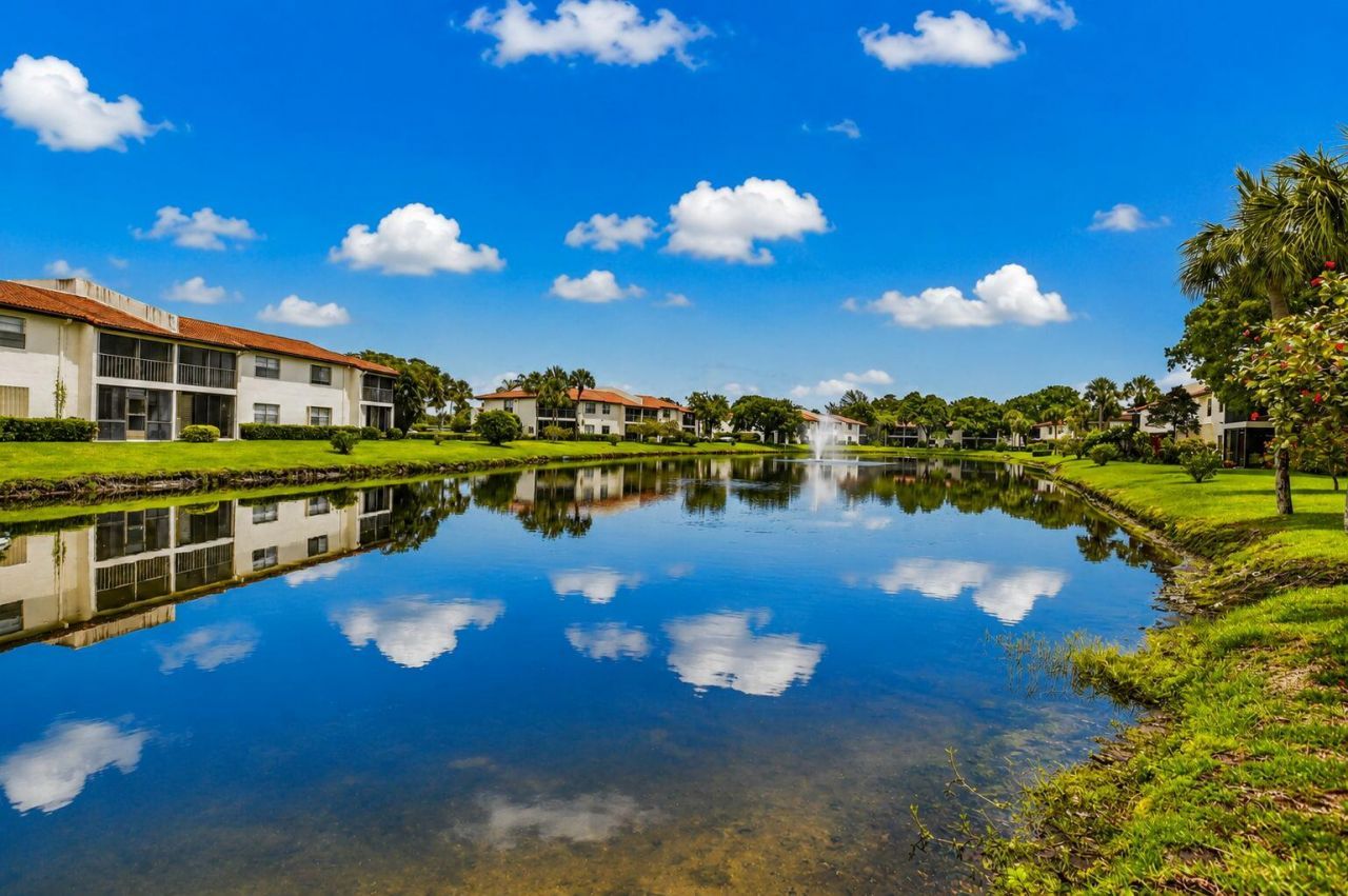 8045 Eastlake Drive, Unit E, Boca Raton, FL 33433 Photo