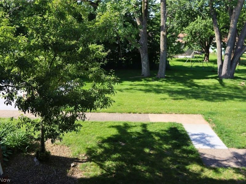 4849 Grace Road, North Olmsted, OH 44070 Photo 19