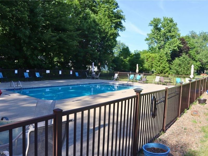 4849 Grace Road, North Olmsted, OH 44070 Photo 22
