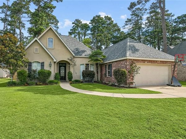 172 TIMBERWOOD Drive, Madisonville, LA 70447