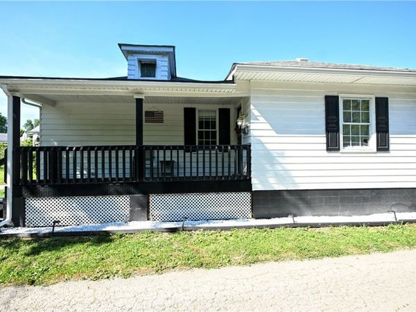 620 Eleanor Ave , Scottdale, PA 15683