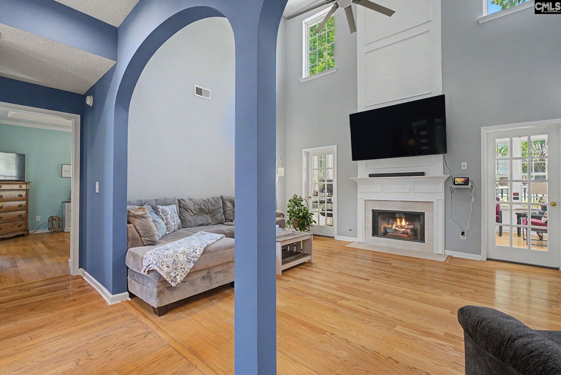 205 Coopers Hawk Circle  Photo 8