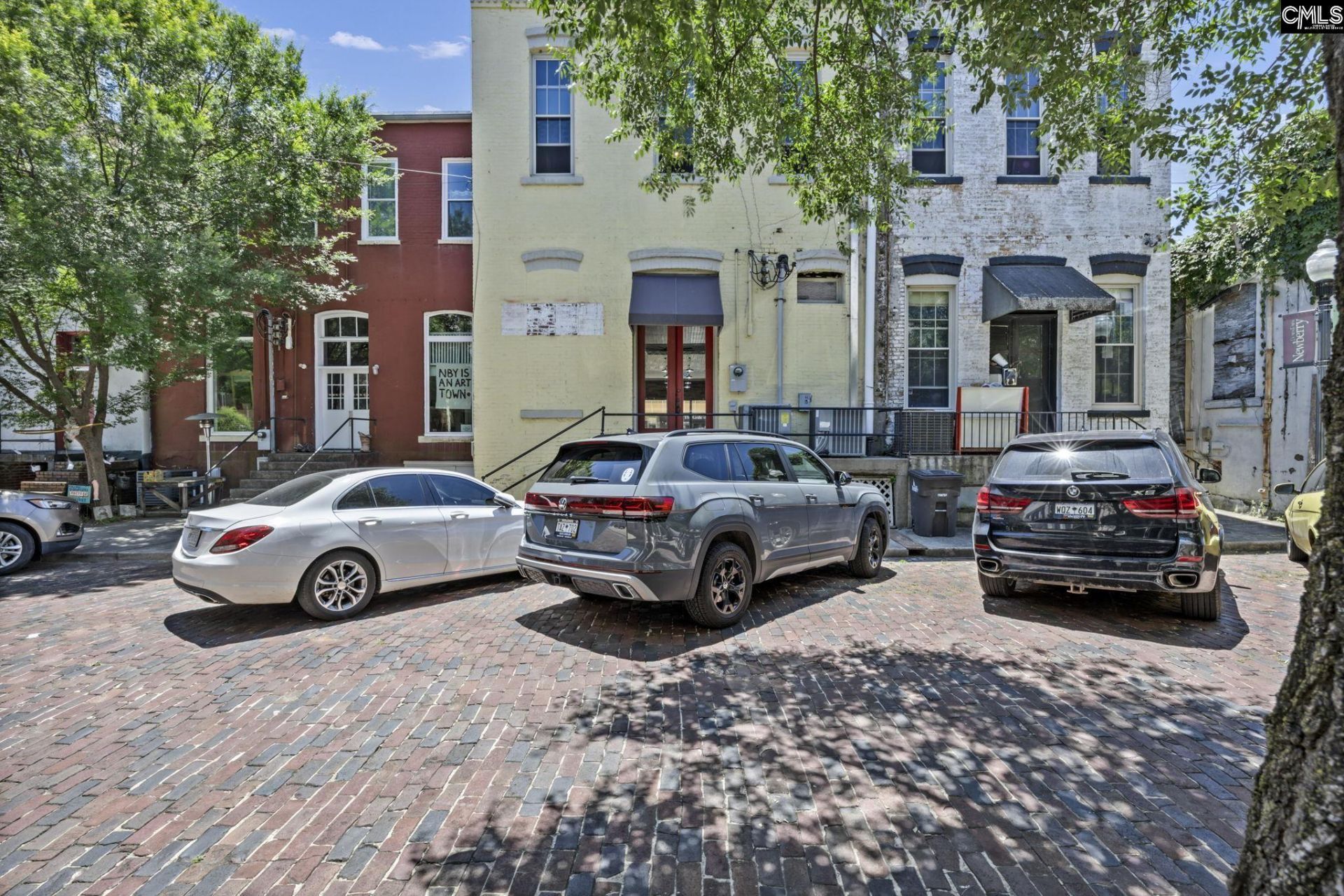 1211 Main Street  Photo 32