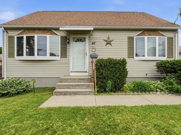 67 Wildermere St, Chicopee, MA 01020