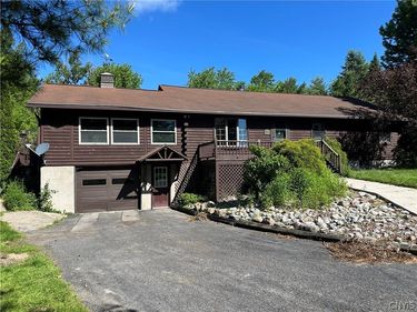 2515 Shamrock Road , Skaneateles, NY 13152