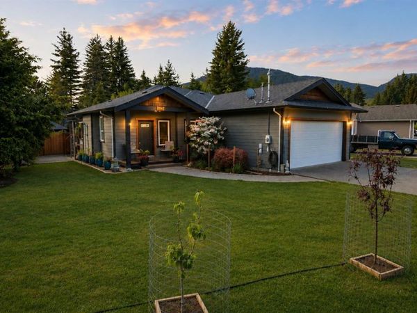 224 Johel Rd, Lake Cowichan, BC V0R 2G0