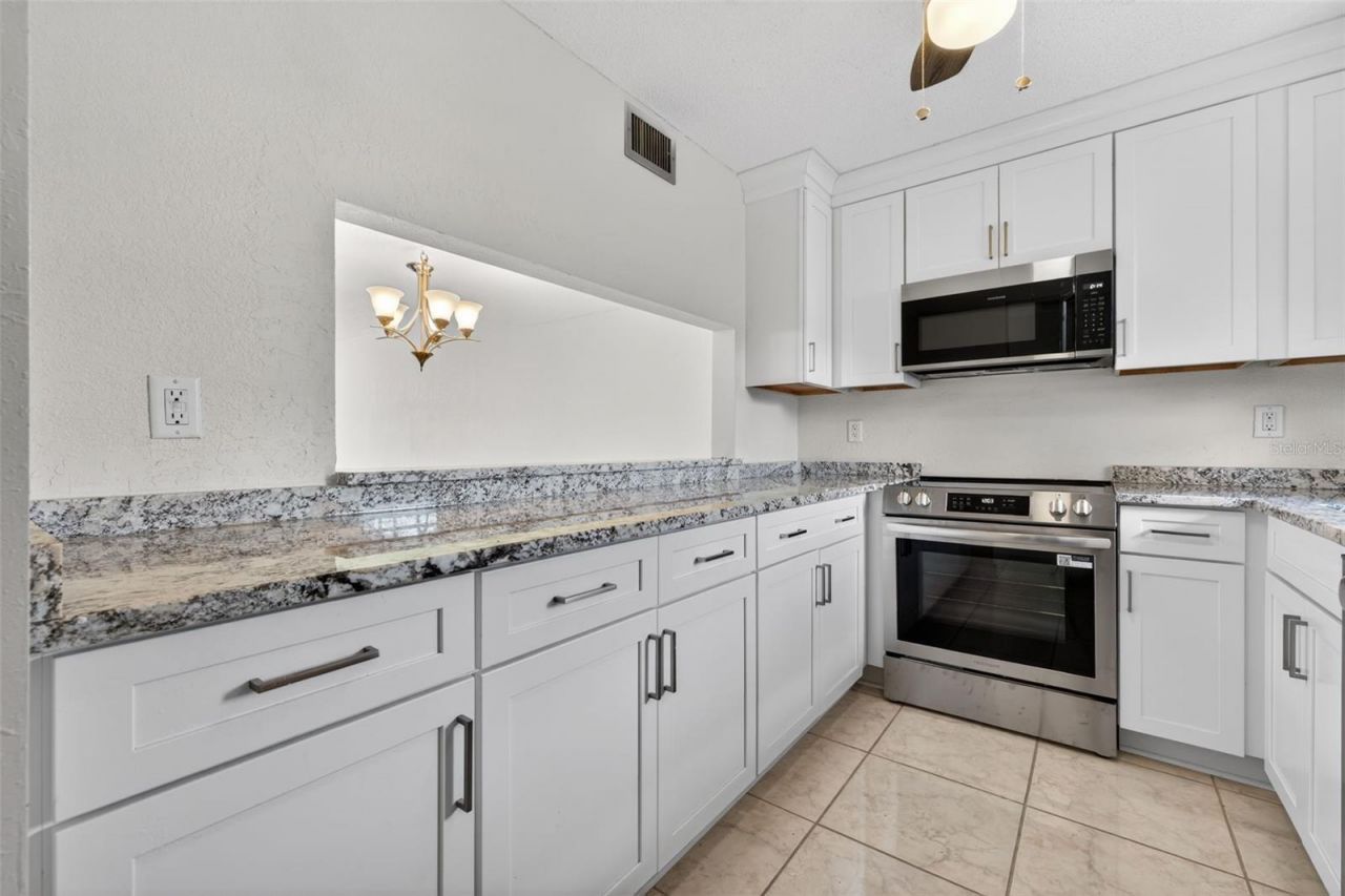 7540 Bay Island Drive S, Unit 160, South Pasadena, FL 33707 Photo
