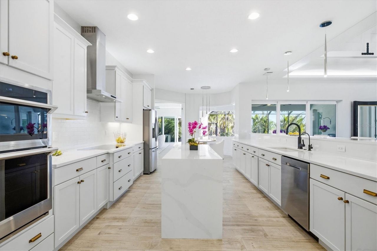3467 Compound Court, Sarasota, FL 34240 Photo