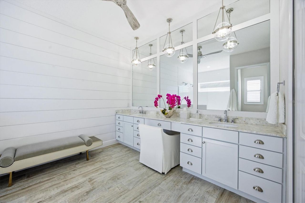 3467 Compound Court, Sarasota, FL 34240 Photo