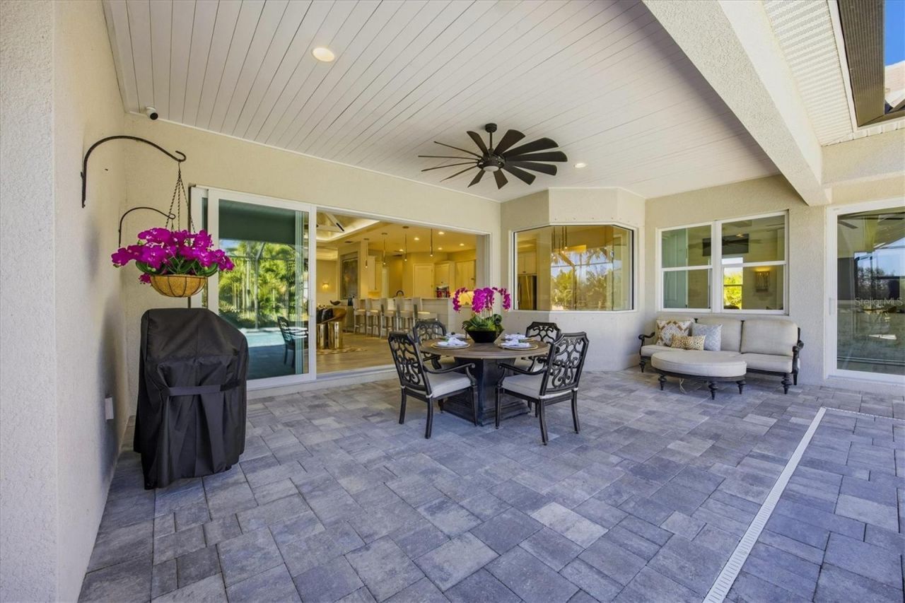3467 Compound Court, Sarasota, FL 34240 Photo