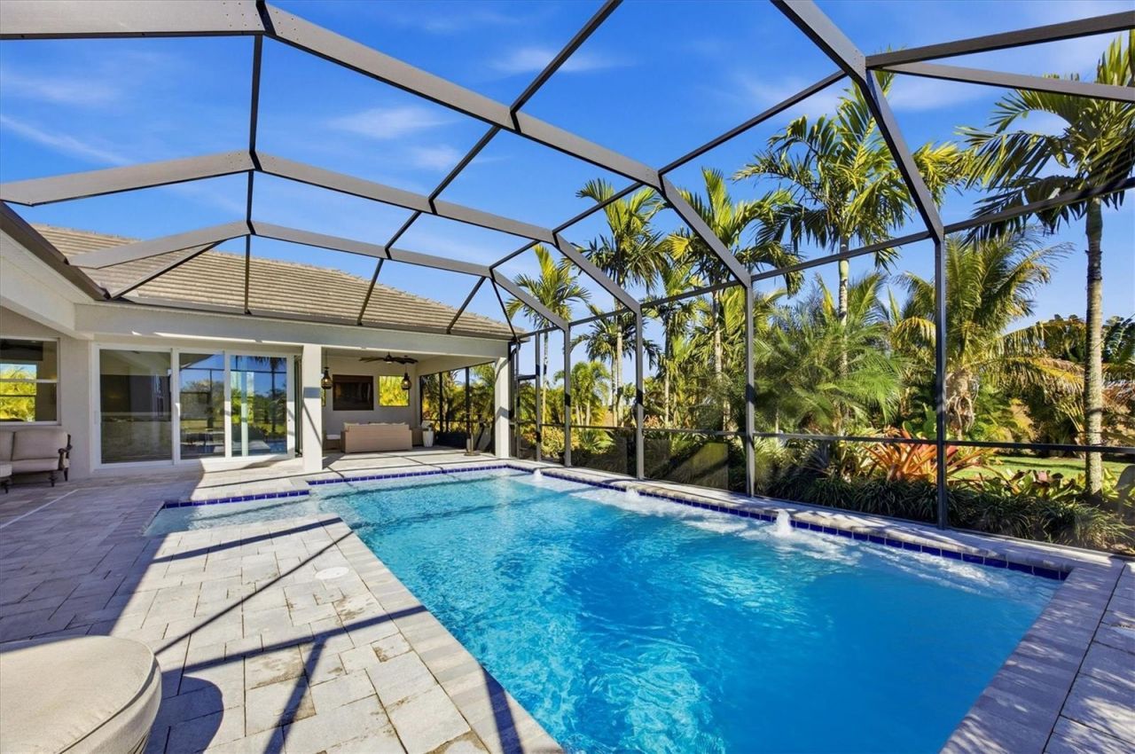 3467 Compound Court, Sarasota, FL 34240 Photo