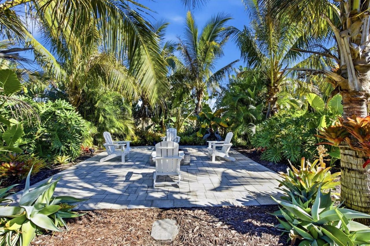 3467 Compound Court, Sarasota, FL 34240 Photo