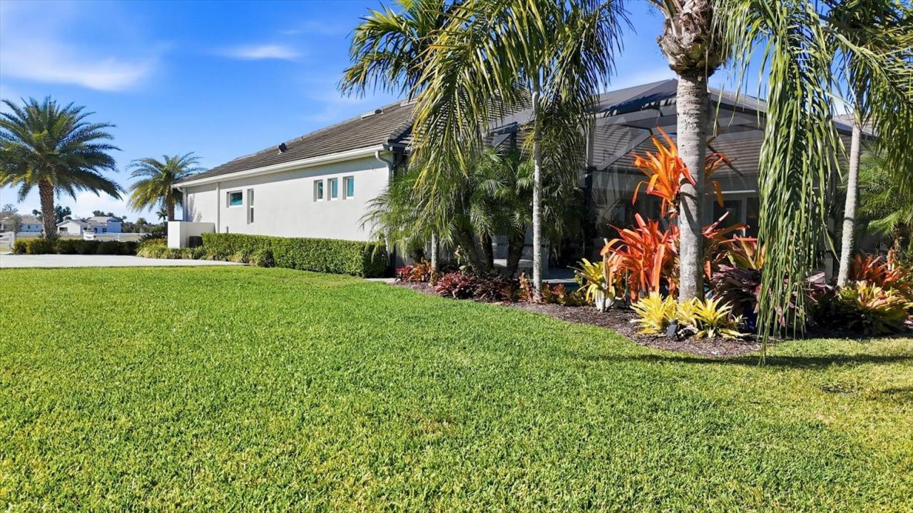 3467 Compound Court, Sarasota, FL 34240 Photo