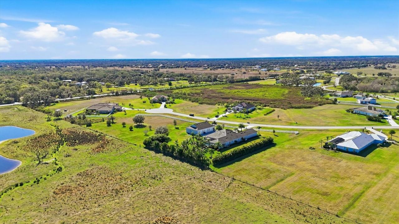 3467 Compound Court, Sarasota, FL 34240 Photo