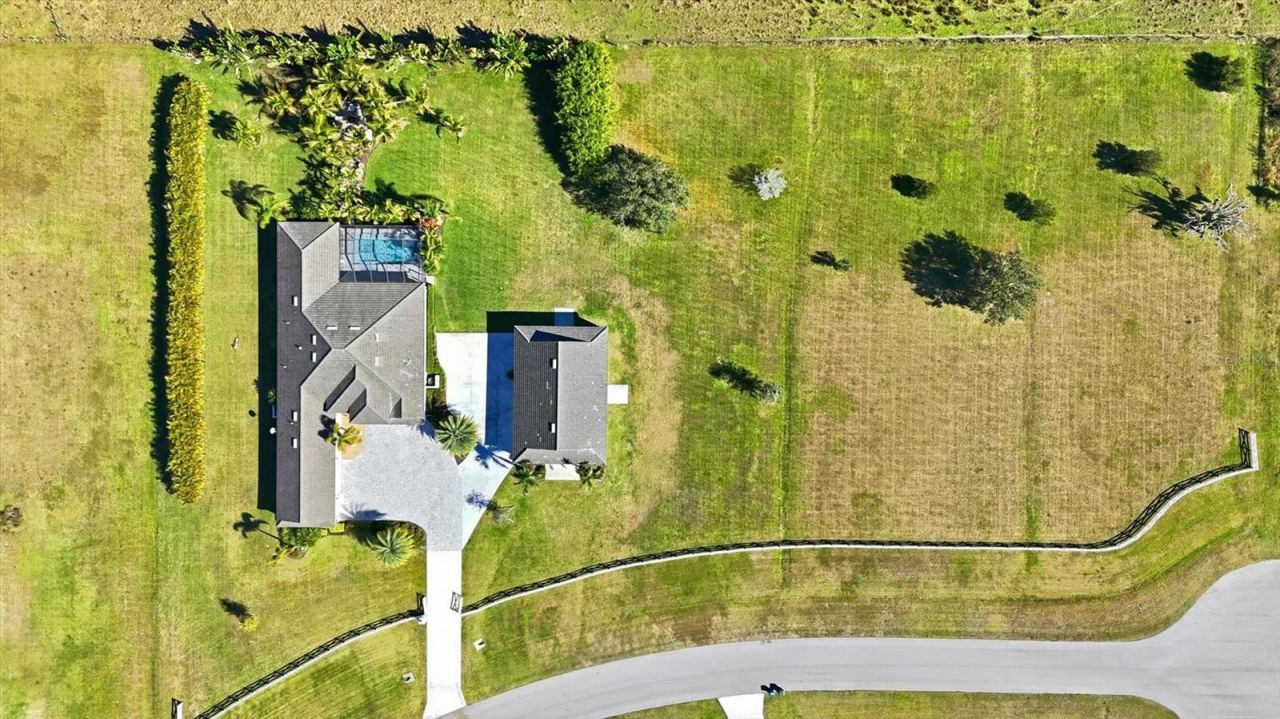 3467 Compound Court, Sarasota, FL 34240 Photo