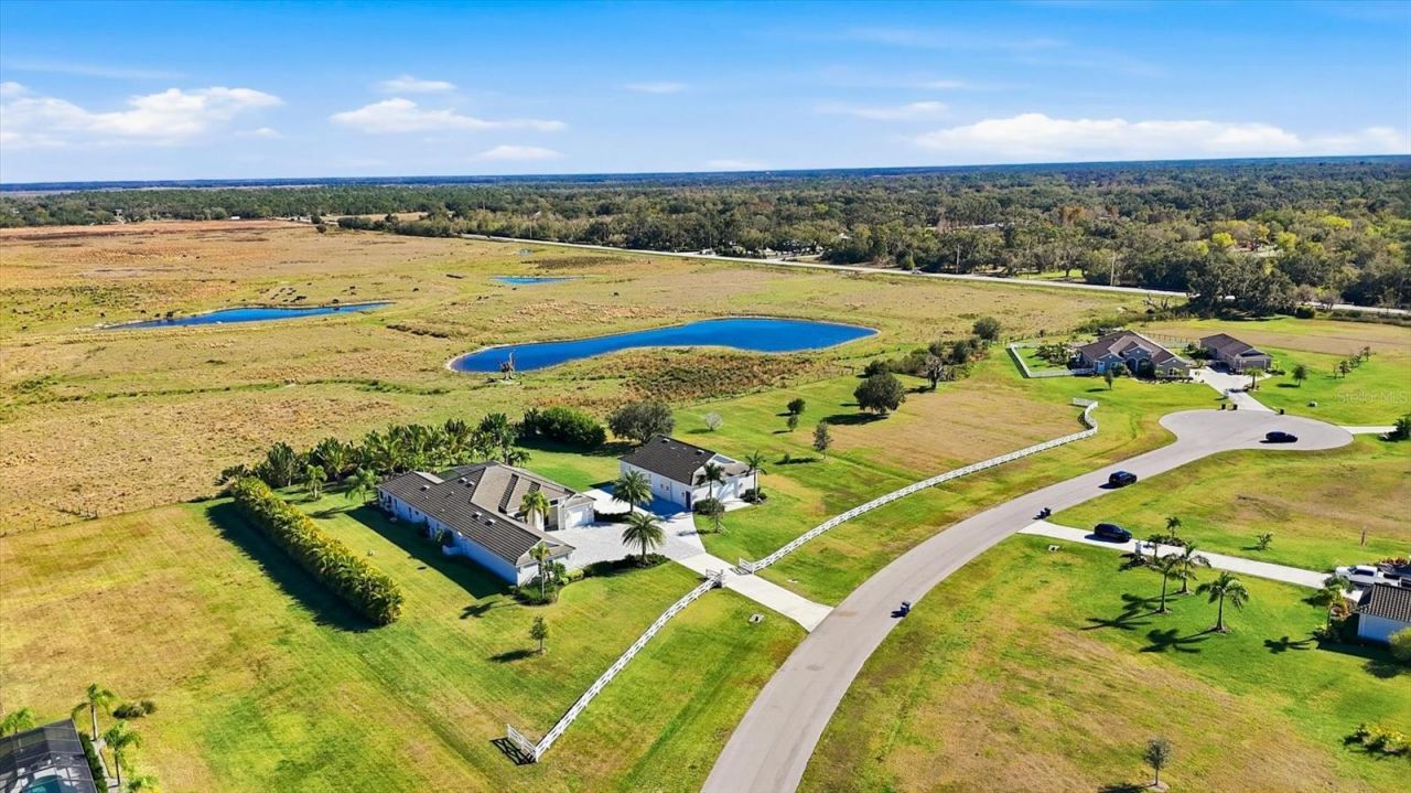 3467 Compound Court, Sarasota, FL 34240 Photo
