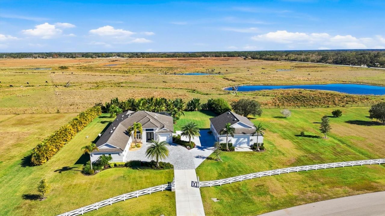 3467 Compound Court, Sarasota, FL 34240 Photo
