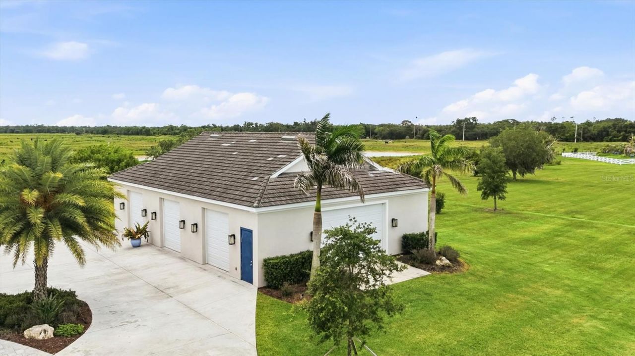 3467 Compound Court, Sarasota, FL 34240 Photo
