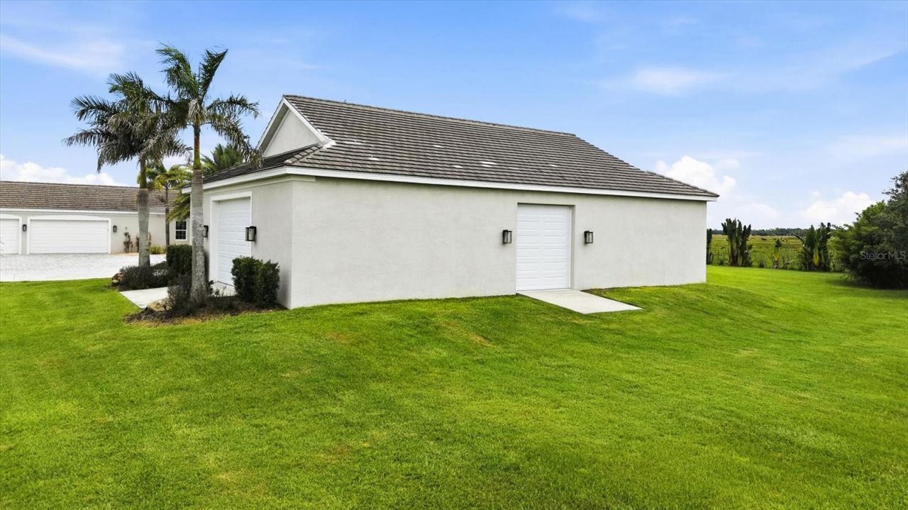 3467 Compound Court, Sarasota, FL 34240 Photo