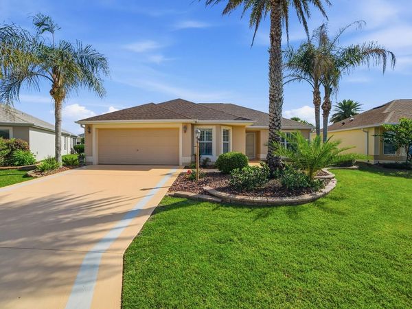 1104 ALCOVE LOOP , THE VILLAGES, FL 32162